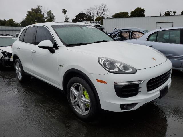 Photo 4 from auction – 2016 PORSCHE CAYENNE SE with VIN WP1AE2A2XGLA64409