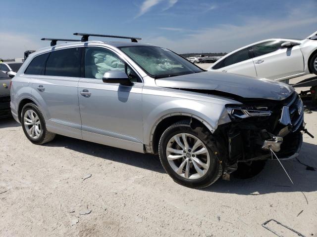 Photo 4 from auction – 2017 AUDI Q7 PREMIUM with VIN WA1LAAF75HD028427