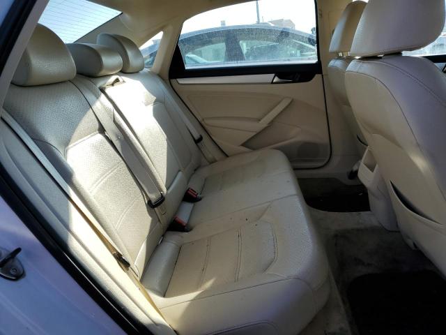 Photo 10 from auction – 2012 VOLKSWAGEN PASSAT SE with VIN 1VWBN7A35CC104351