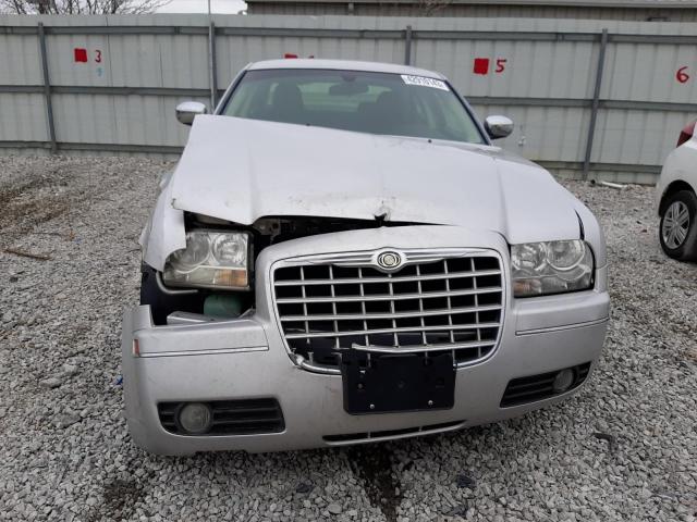 Photo 5 from auction – 2010 CHRYSLER 300 TOURIN with VIN 2C3CA5CV5AH101454