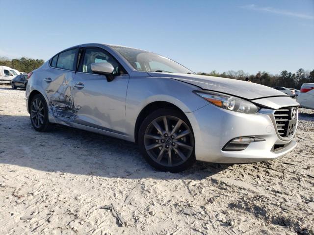 Photo 4 from auction – 2018 MAZDA 3 TOURING with VIN 3MZBN1V35JM180610
