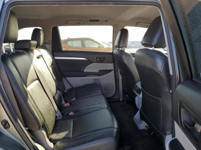 Photo 11 from auction – 2015 TOYOTA HIGHLANDER with VIN 5TDZARFH6FS011726