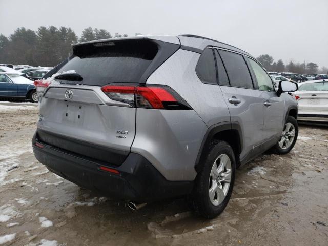Photo 3 from auction – 2019 TOYOTA RAV4 XLE with VIN JTMP1RFVXKD033599