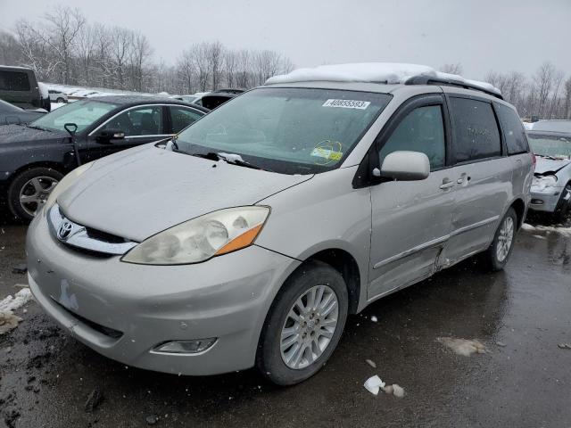 TOYOTA SIENNA XLE 2010 with VIN 5TDDK4CC3AS028530 - Photo from auction