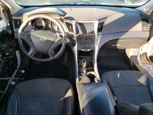Photo 8 from auction – 2014 HYUNDAI SONATA SE with VIN 5NPEC4ACXEH817113