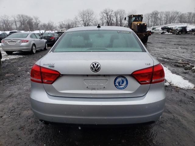 Photo 6 from auction – 2015 VOLKSWAGEN PASSAT S with VIN 1VWAT7A34FC099214