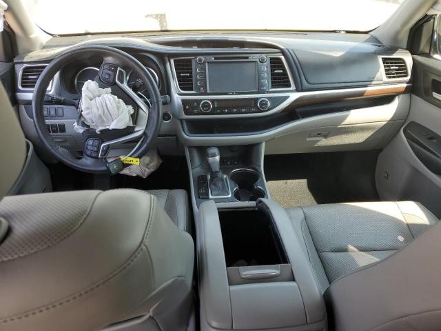 Photo 8 from auction – 2015 TOYOTA HIGHLANDER with VIN 5TDDKRFH2FS154082