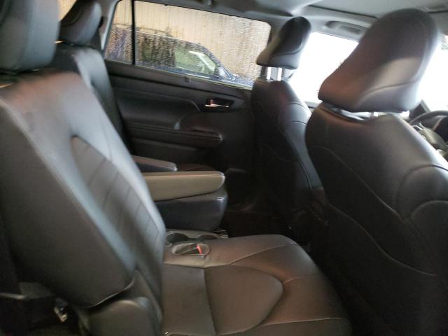Photo 11 from auction – 2022 TOYOTA HIGHLANDER with VIN 5TDGZRBH2NS586717