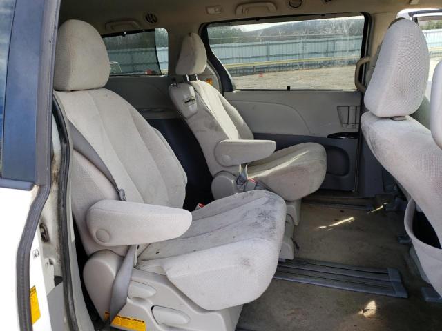 Photo 11 from auction – 2014 TOYOTA SIENNA LE with VIN 5TDKK3DC2ES461925