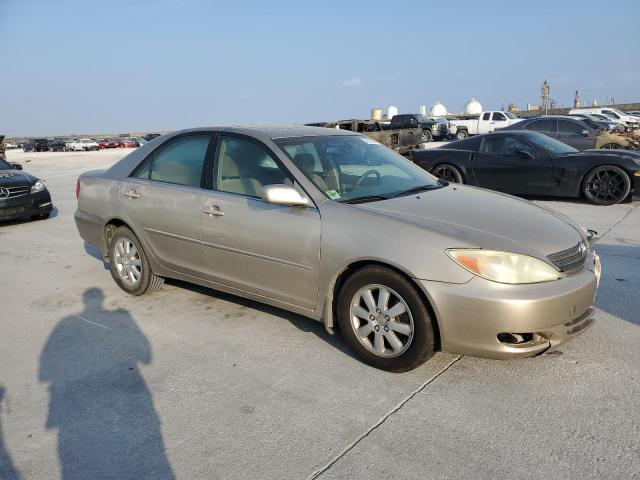 Photo 4 from auction – 2004 TOYOTA CAMRY LE with VIN JTDBF32K940154283