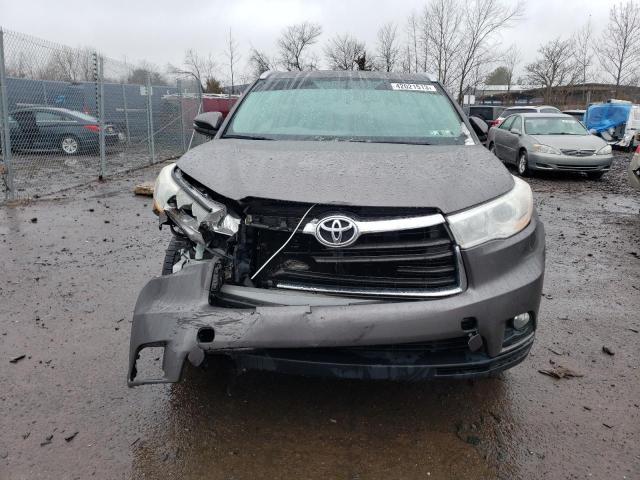 Photo 5 from auction – 2014 TOYOTA HIGHLANDER with VIN 5TDJKRFHXES040655