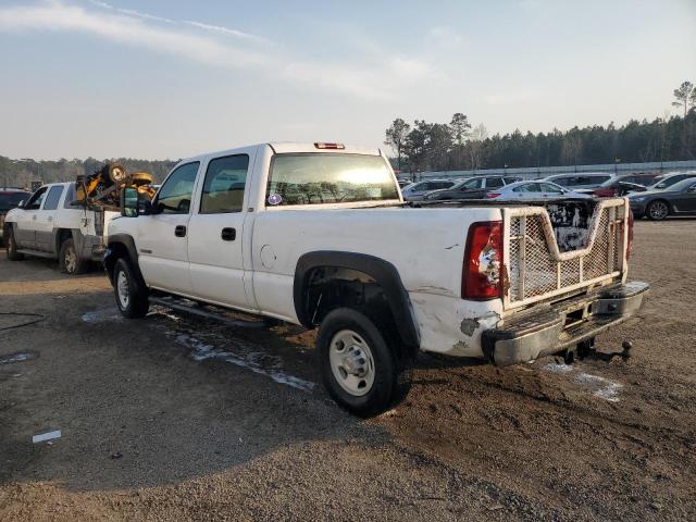 Photo 2 from auction – 2003 CHEVROLET SILVERADO with VIN 1GCHC23U83F140822