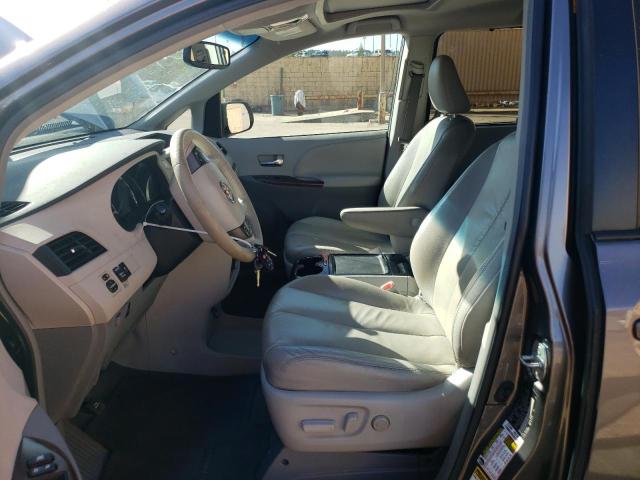Photo 7 from auction – 2012 TOYOTA SIENNA XLE with VIN 5TDYK3DC9CS212206