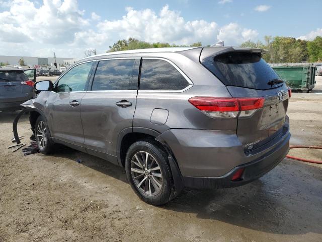 Photo 2 from auction – 2019 TOYOTA HIGHLANDER with VIN 5TDJZRFH6KS589678