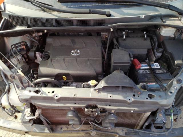 Photo 12 from auction – 2011 TOYOTA SIENNA XLE with VIN 5TDYK3DC4BS078042