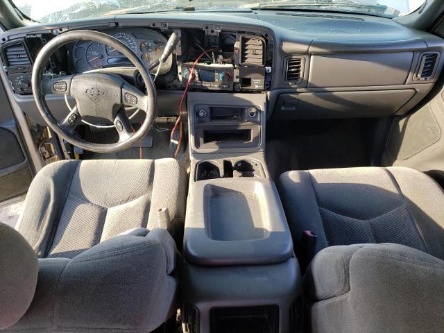Photo 8 from auction – 2004 CHEVROLET SILVERADO with VIN 2GCEK19T241186542