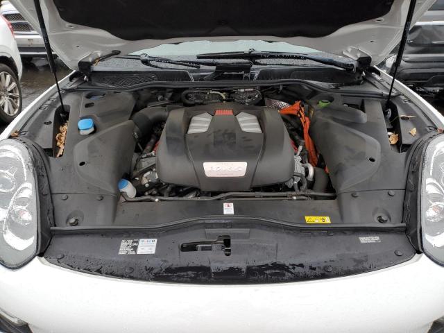 Photo 11 from auction – 2016 PORSCHE CAYENNE SE with VIN WP1AE2A2XGLA64409