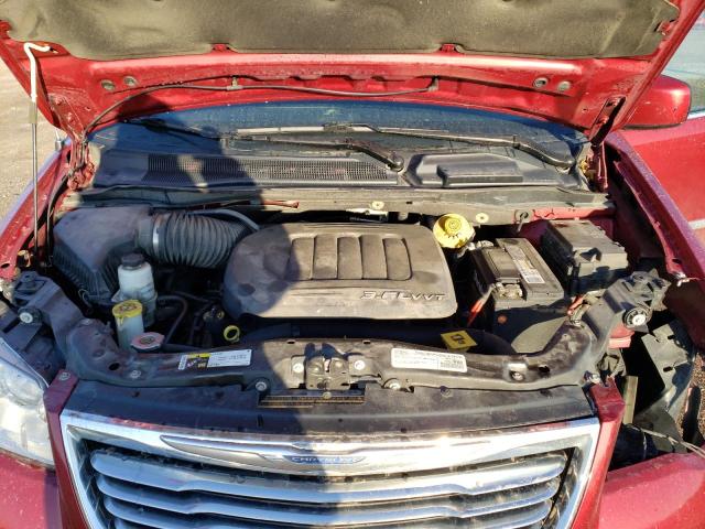 Photo 12 from auction – 2016 CHRYSLER TOWN & COU with VIN 2C4RC1BG3GR229903