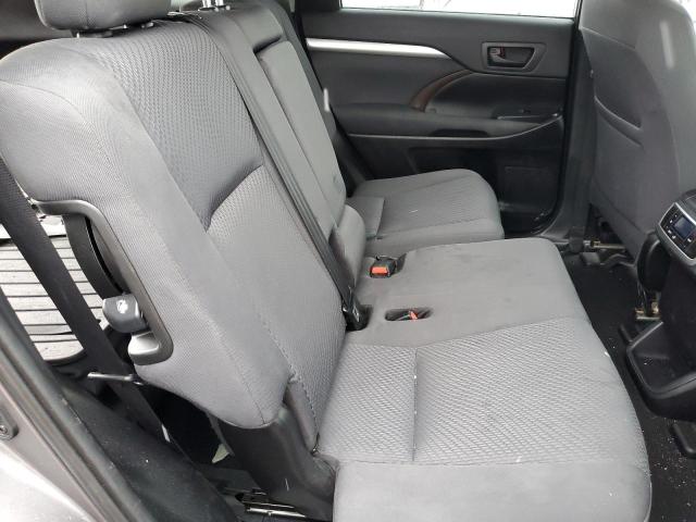 Photo 11 from auction – 2019 TOYOTA HIGHLANDER with VIN 5TDBZRFH5KS729028