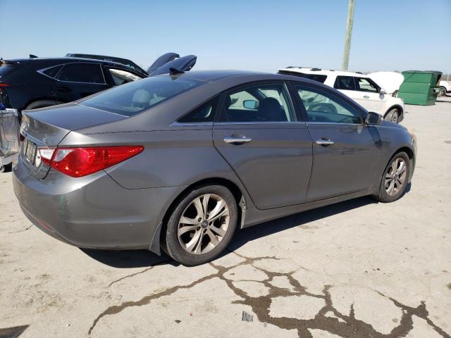 Photo 3 from auction – 2012 HYUNDAI SONATA SE with VIN 5NPEC4AC3CH377359