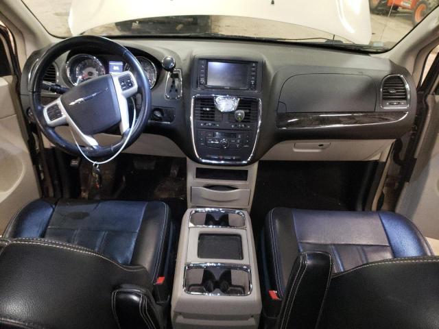 Photo 8 from auction – 2014 CHRYSLER TOWN & COU with VIN 2C4RC1BG0ER443891