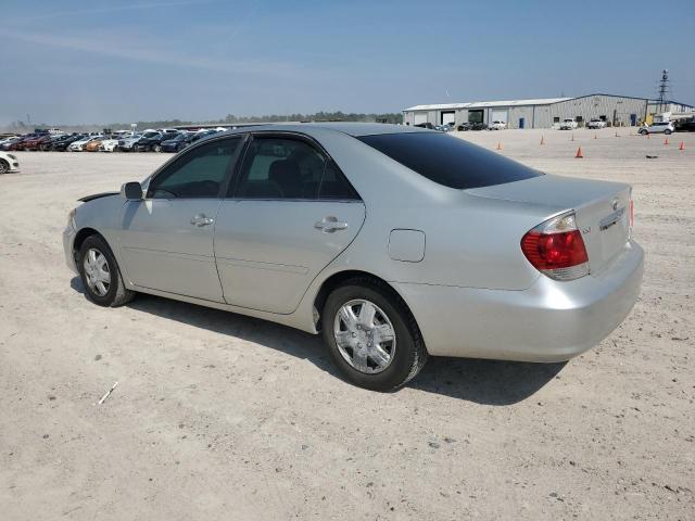 Photo 2 from auction – 2005 TOYOTA CAMRY LE with VIN 4T1BE32K35U006929