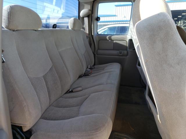 Photo 10 from auction – 2004 CHEVROLET SILVERADO with VIN 2GCEK19V841190919