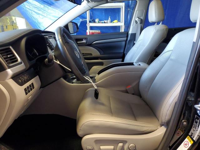 Photo 7 from auction – 2017 TOYOTA HIGHLANDER with VIN 5TDYZRFH4HS223046