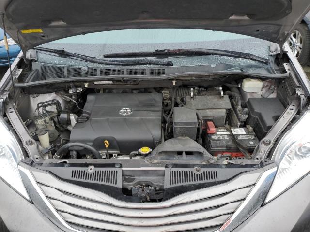 Photo 12 from auction – 2011 TOYOTA SIENNA XLE with VIN 5TDYK3DC8BS148626