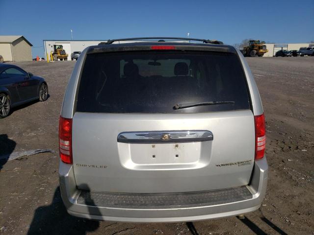 Photo 6 from auction – 2010 CHRYSLER TOWN & COU with VIN 2A4RR5D12AR337705