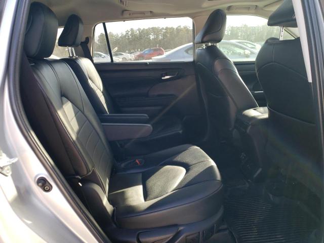 Photo 11 from auction – 2022 TOYOTA HIGHLANDER with VIN 5TDGZRAH1NS103333