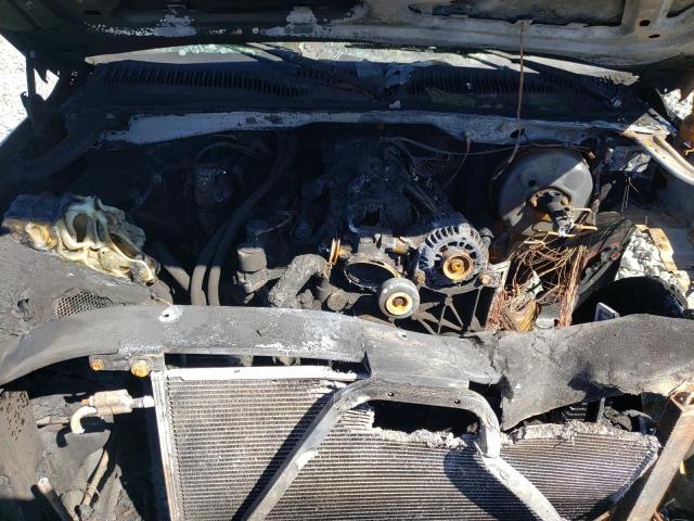 Photo 11 from auction – 2000 CHEVROLET SILVERADO with VIN 1GCEK14T8YZ155770