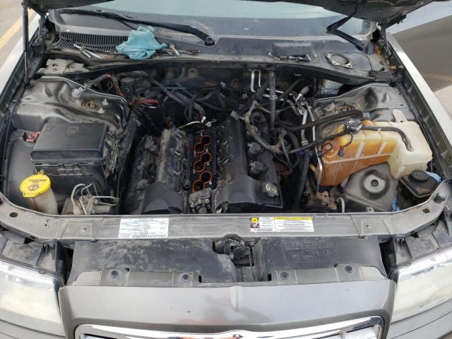 Photo 11 from auction – 2008 CHRYSLER 300 LX with VIN 2C3KA43R88H258995