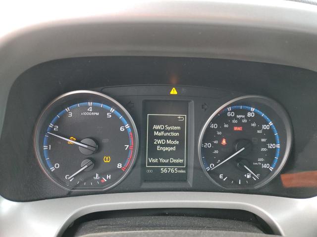 Photo 9 from auction – 2018 TOYOTA RAV4 ADVEN with VIN 2T3RFREV5JW728618