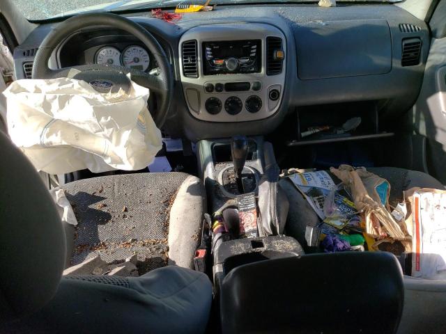 Photo 8 from auction – 2005 FORD ESCAPE XLT with VIN 1FMCU03105KA40317