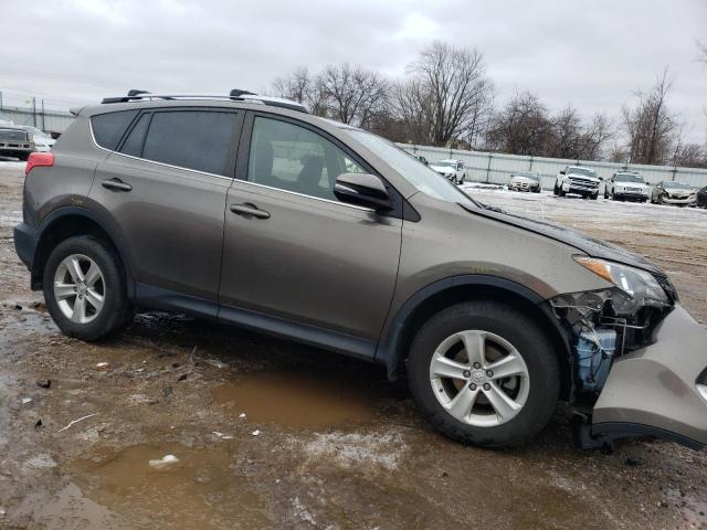 Photo 4 from auction – 2014 TOYOTA RAV4 XLE with VIN JTMRFREVXED078042