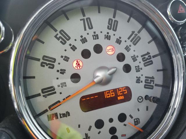 Photo 9 from auction – 2006 MINI COOPER with VIN WMWRC33516TK72813