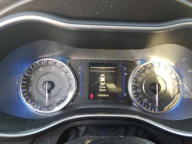 Photo 9 from auction – 2015 CHRYSLER 200 LIMITE with VIN 1C3CCCAB3FN633114