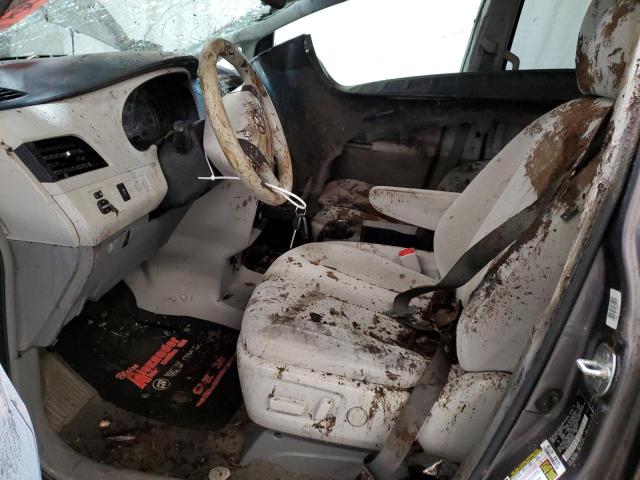 Photo 7 from auction – 2013 TOYOTA SIENNA LE with VIN 5TDKK3DC7DS306334