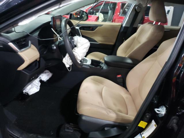 Photo 7 from auction – 2019 TOYOTA RAV4 LE with VIN JTMLWRFV5KD023420