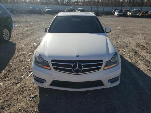 Photo 5 from auction – 2014 MERCEDES-BENZ C 250 with VIN WDDGF4HB0EA957066
