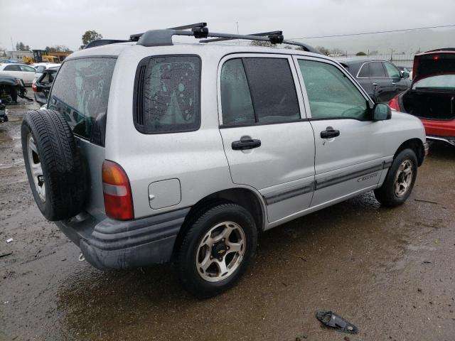 Photo 3 from auction – 2001 CHEVROLET TRACKER with VIN 2CNBE13C516908860