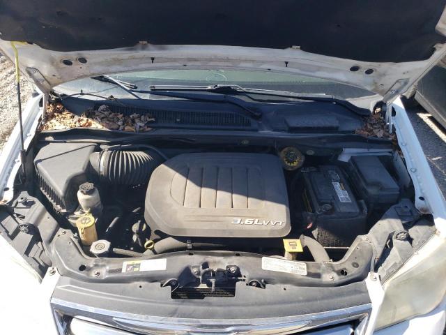 Photo 12 from auction – 2014 CHRYSLER TOWN & COU with VIN 2C4RC1BG0ER124748