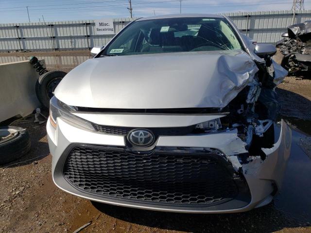 Photo 5 from auction – 2022 TOYOTA COROLLA LE with VIN 5YFEPMAE5NP294625