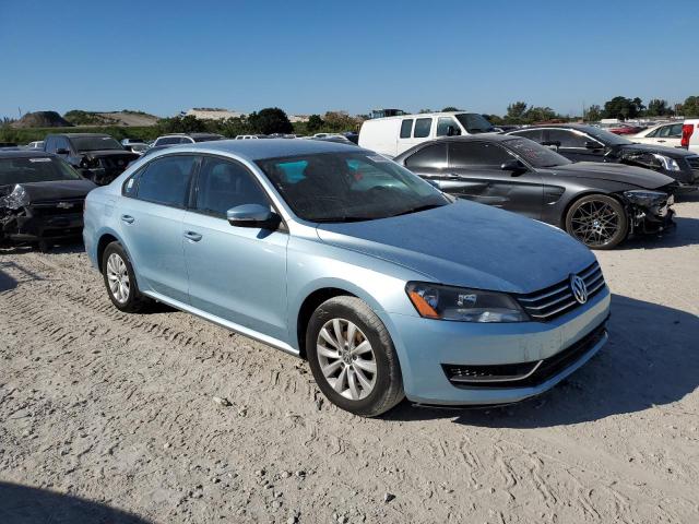 Photo 4 from auction – 2013 VOLKSWAGEN PASSAT S with VIN 1VWAH7A31DC090128