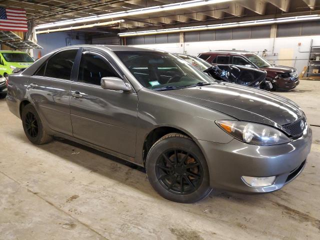 Photo 4 from auction – 2005 TOYOTA CAMRY LE with VIN 4T1BE32K55U593103