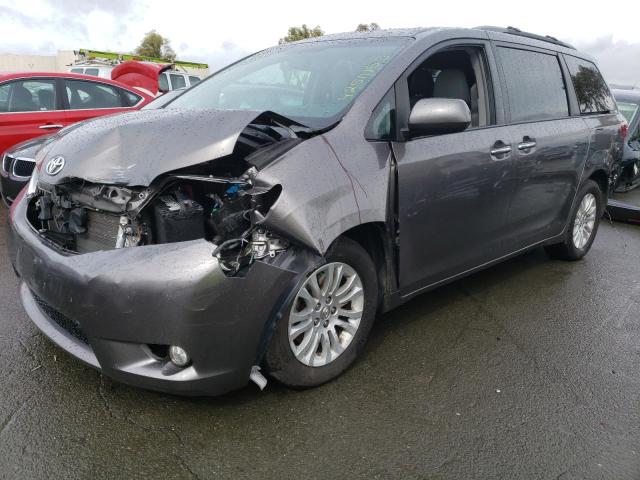 Photo 1 from auction – 2017 TOYOTA SIENNA XLE with VIN 5TDYZ3DC3HS813176