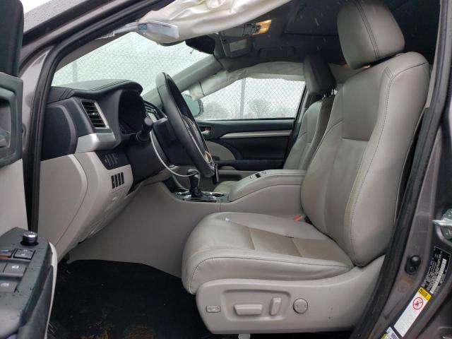 Photo 7 from auction – 2019 TOYOTA HIGHLANDER with VIN 5TDJGRFH4KS068173