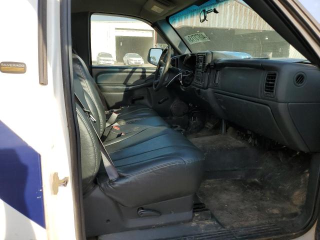 Photo 10 from auction – 2002 CHEVROLET SILVERADO with VIN 1GCHC24U82E157882