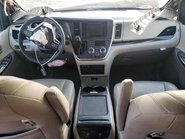 Photo 8 from auction – 2016 TOYOTA SIENNA XLE with VIN 5TDYK3DC6GS756751